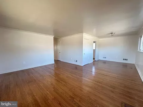 Living - 8649 11th Ave, Silver Spring, MD 20903 photo 1 of 5