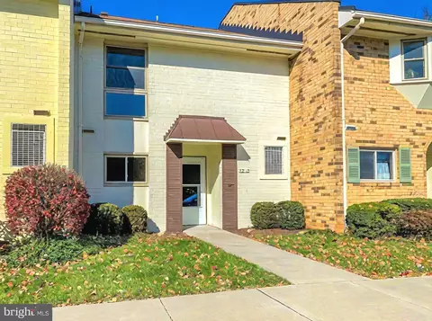3510 Chiswick Ct #40-F, Silver Spring, MD 20906