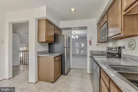 Kitchen - 15016 Shamrock Ridge Rd, Silver Spring, MD 20906 photo 2 of 3