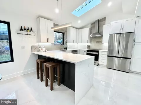 Kitchen - 13117 Lutes Dr, Silver Spring, MD 20906 photo 2 of 5
