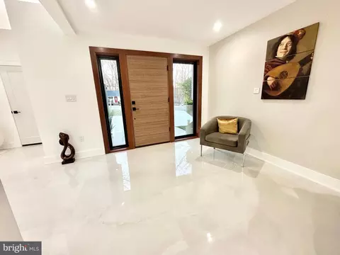 Entry Way - 13117 Lutes Dr, Silver Spring, MD 20906 photo 3 of 26