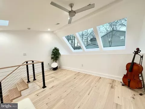 Entry Way - 13117 Lutes Dr, Silver Spring, MD 20906 photo 19 of 26