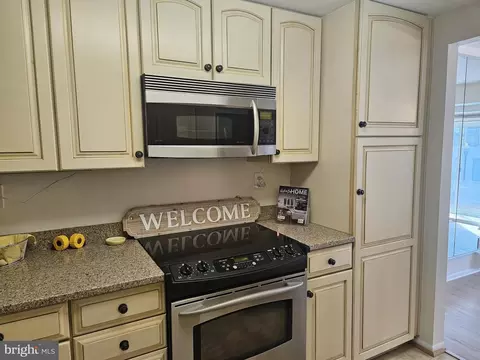 Kitchen - 3510 Forest Edge Dr #16-1C, Silver Spring, MD 20906 photo 6 of 6