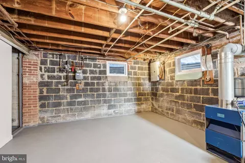 805 Patton Dr, Silver Spring, MD 20901 photo 35
