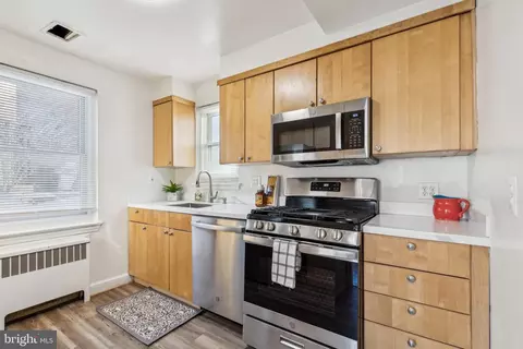 805 Patton Dr, Silver Spring, MD 20901 photo 11