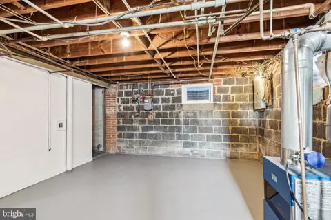 805 Patton Dr, Silver Spring, MD 20901 photo 37