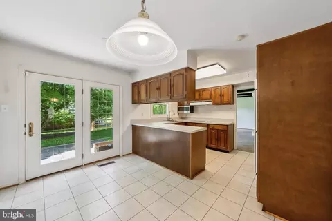 2700 Bellmawr Ct, Silver Spring, MD 20906 photo 10