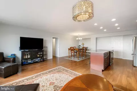 9701 Fields Rd #1207, Gaithersburg, MD 20878 photo 6