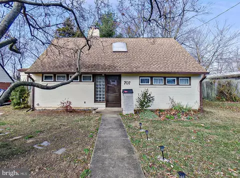 707 Dennis Ave, Silver Spring, MD 20901