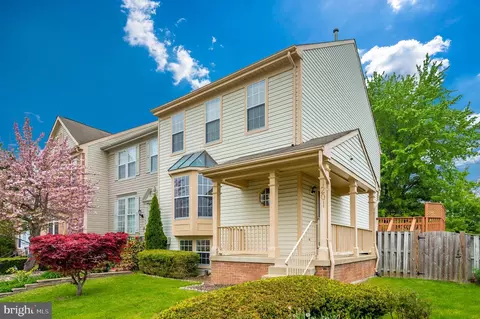 1201 Travis View Ct, Gaithersburg, MD 20879