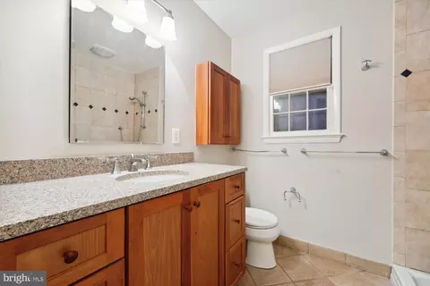9501 Pin Oak Dr, Silver Spring, MD 20910 photo 26
