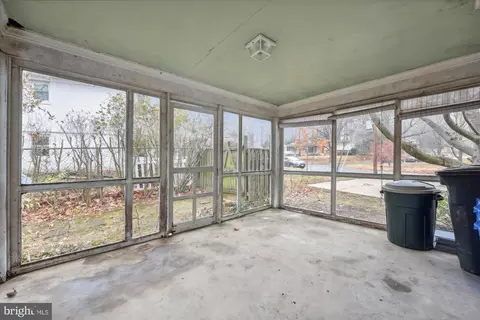 9501 Pin Oak Dr, Silver Spring, MD 20910 photo 24