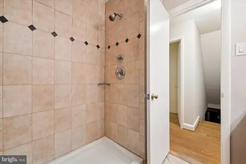 9501 Pin Oak Dr, Silver Spring, MD 20910 photo 27