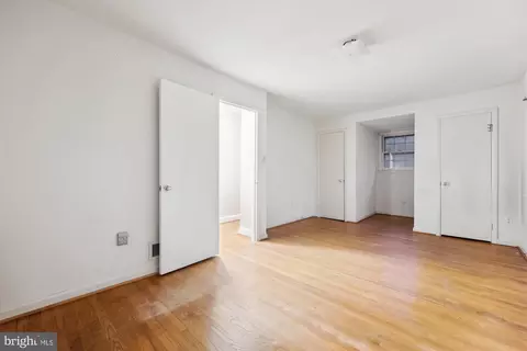 9501 Pin Oak Dr, Silver Spring, MD 20910 photo 28
