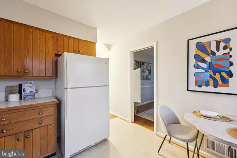 9501 Pin Oak Dr, Silver Spring, MD 20910 photo 14