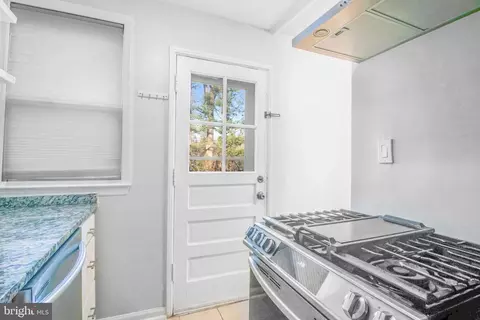 1109 Carson St, Silver Spring, MD 20901 photo 5