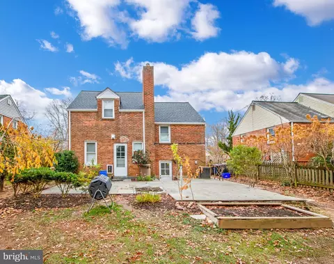 1109 Carson St, Silver Spring, MD 20901 photo 2