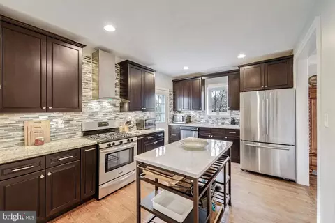 8910 Flower Ave, Silver Spring, MD 20901 photo 5