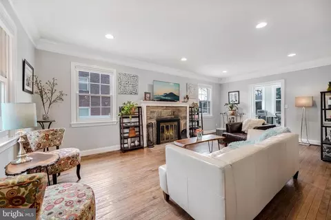 8910 Flower Ave, Silver Spring, MD 20901 photo 3