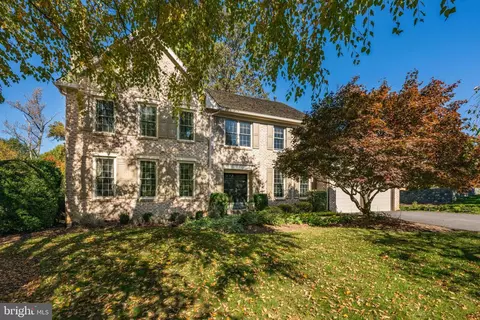 10713 Goldwood Ct, Potomac, MD 20854