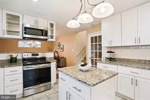 Kitchen - 102 Bluff Ter, Silver Spring, MD 20902 photo 3 of 3