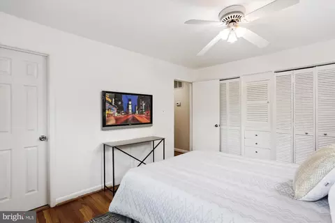 Bedroom - 102 Bluff Ter, Silver Spring, MD 20902 photo 3 of 8