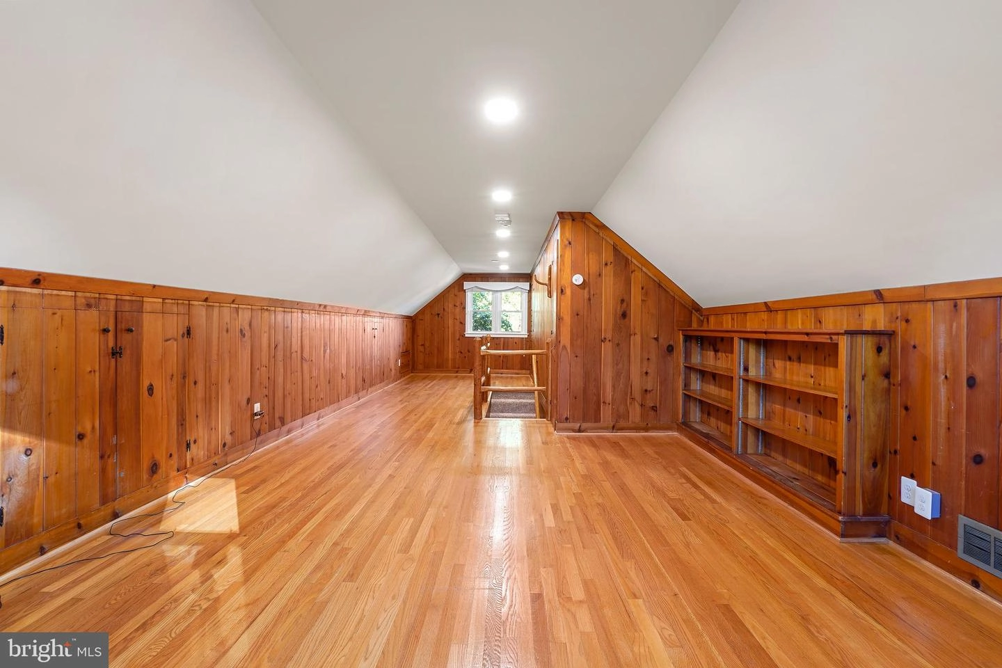 9208 Bradford Rd, Silver Spring, MD 20901 photo 20