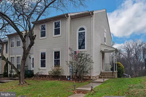 9561 White Pillar Ter, Gaithersburg, MD 20882