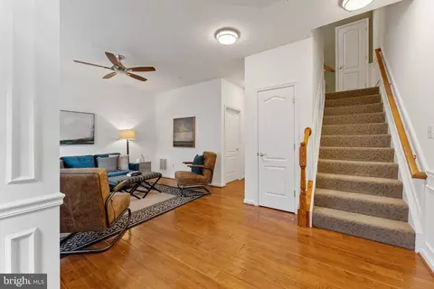 Entry Way - 2117 Darcy Green Pl, Silver Spring, MD 20910 photo 2 of 6