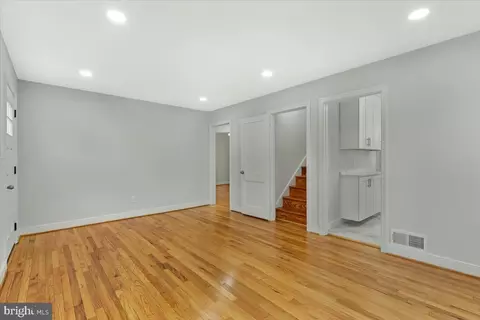 2710 Urbana Dr, Silver Spring, MD 20906 photo 6