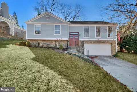 2812 Greenvale St, Chevy Chase, MD 20815