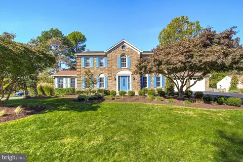 9 Antigone Ct, North Potomac, MD 20878