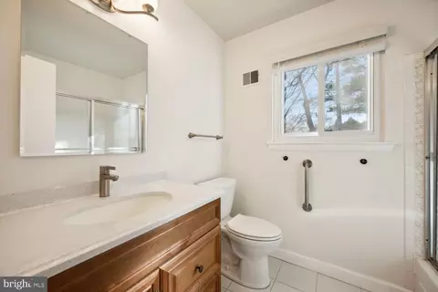 13002 Autumn Dr, Silver Spring, MD 20904 photo 31