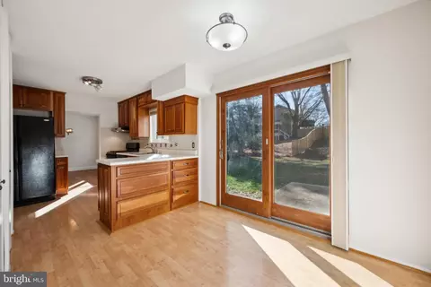 13002 Autumn Dr, Silver Spring, MD 20904 photo 10