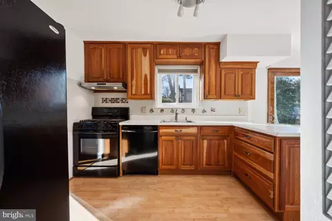 13002 Autumn Dr, Silver Spring, MD 20904 photo 8