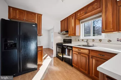 13002 Autumn Dr, Silver Spring, MD 20904 photo 6