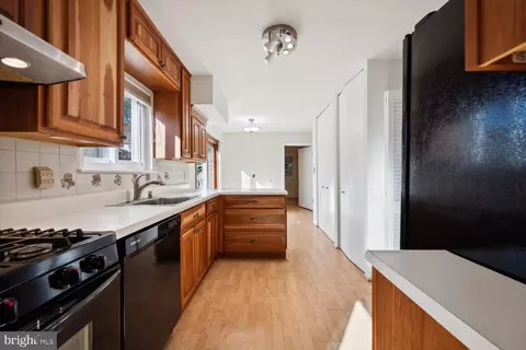 13002 Autumn Dr, Silver Spring, MD 20904 photo 7