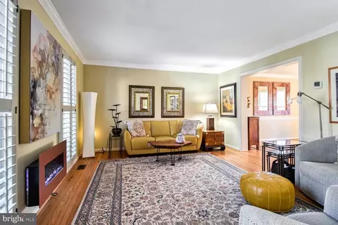 Living - 631 Symphony Woods Dr, Silver Spring, MD 20901 photo 1 of 4