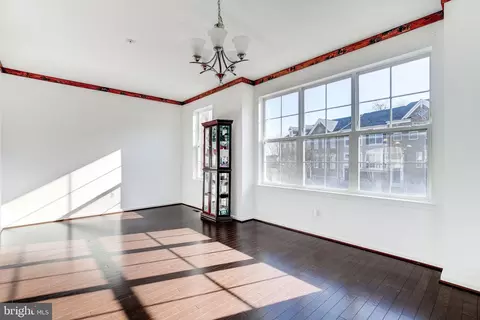 Living - 3609 Doc Berlin Dr, Silver Spring, MD 20906 photo 7 of 8