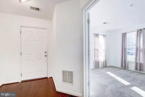 Entry Way - 3609 Doc Berlin Dr, Silver Spring, MD 20906 photo 2 of 5