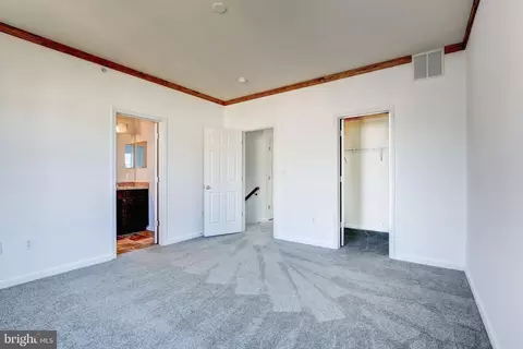 Bedroom - 3609 Doc Berlin Dr, Silver Spring, MD 20906 photo 3 of 6