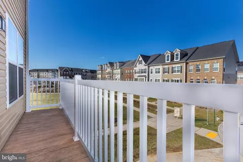 Exterior - 3609 Doc Berlin Dr, Silver Spring, MD 20906 photo 6 of 9