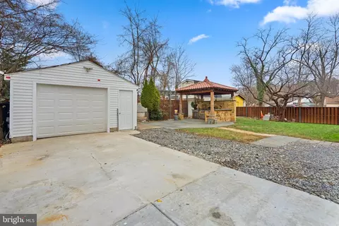 3305 Camden St, Silver Spring, MD 20902 photo 42