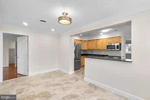 3305 Camden St, Silver Spring, MD 20902 photo 10