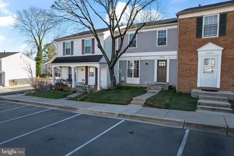 13214 Trimfield Ln, Germantown, MD 20874