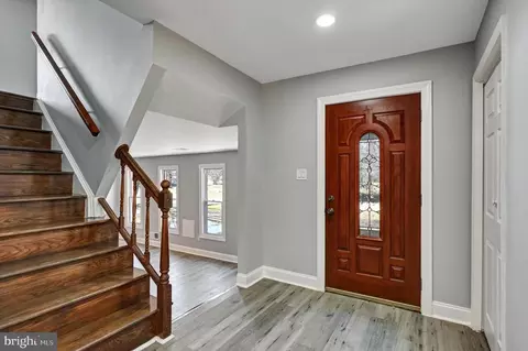 Entry Way - 18009 Cashell Rd, Olney, MD 20832 photo 2 of 3