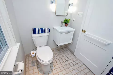 1507 Moffet Rd, Silver Spring, MD 20903 photo 38