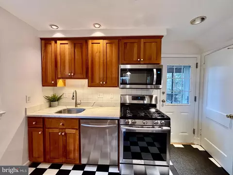 1507 Moffet Rd, Silver Spring, MD 20903 photo 10