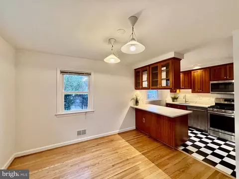 1507 Moffet Rd, Silver Spring, MD 20903 photo 18
