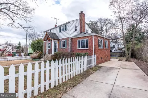 1507 Moffet Rd, Silver Spring, MD 20903 photo 2